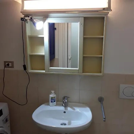 G&g3 Monolocale Con Giardino Apartmán Nonio